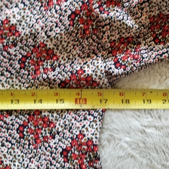 Zara Trafaluc Red Floral Romper Bell Sleeve - Picture 8 of 8